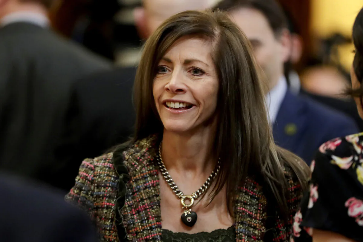 New Jersey First Lady Tammy Murphy arrives at the Statehouse Assembly chambers prior to Gov. Phil Murphy's first State of the State address in Trenton, N.J., on Jan. 15, 2019. (Julio Cortez/AP Photo)