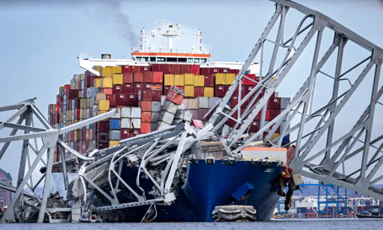 Bridge Disaster Highlights Concerns About Growing Ship Sizes