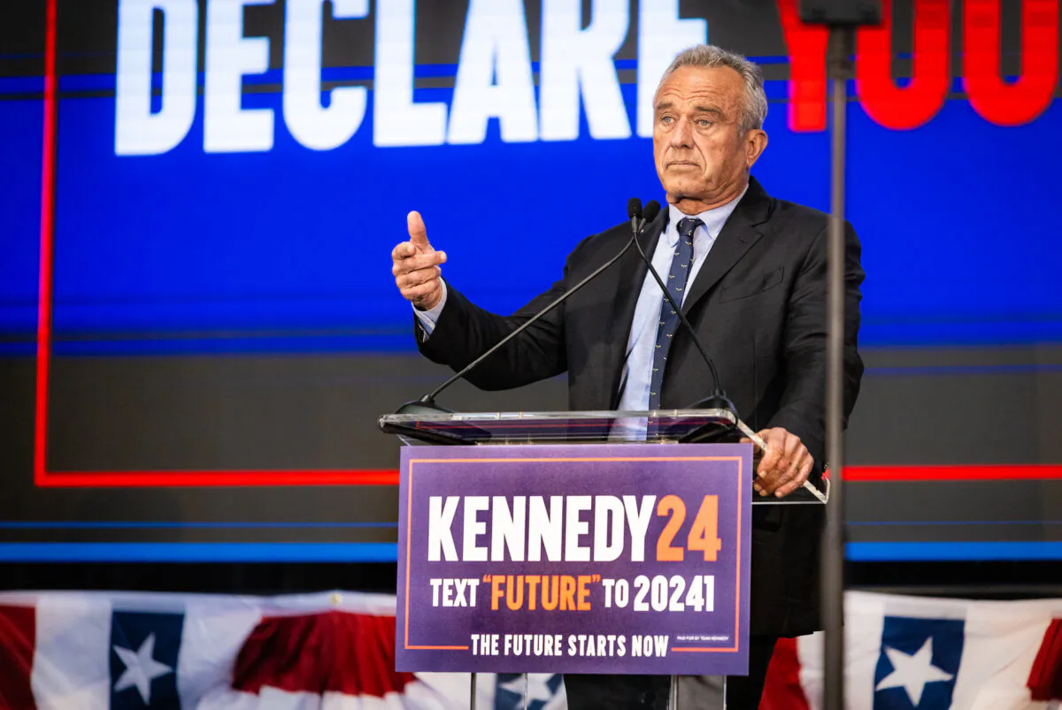 Robert F. Kennedy Jr. announces his pick for running mate Nicole Shanahan in Oakland, Calif., on March 26, 2024. (John Fredricks/The Epoch Times)