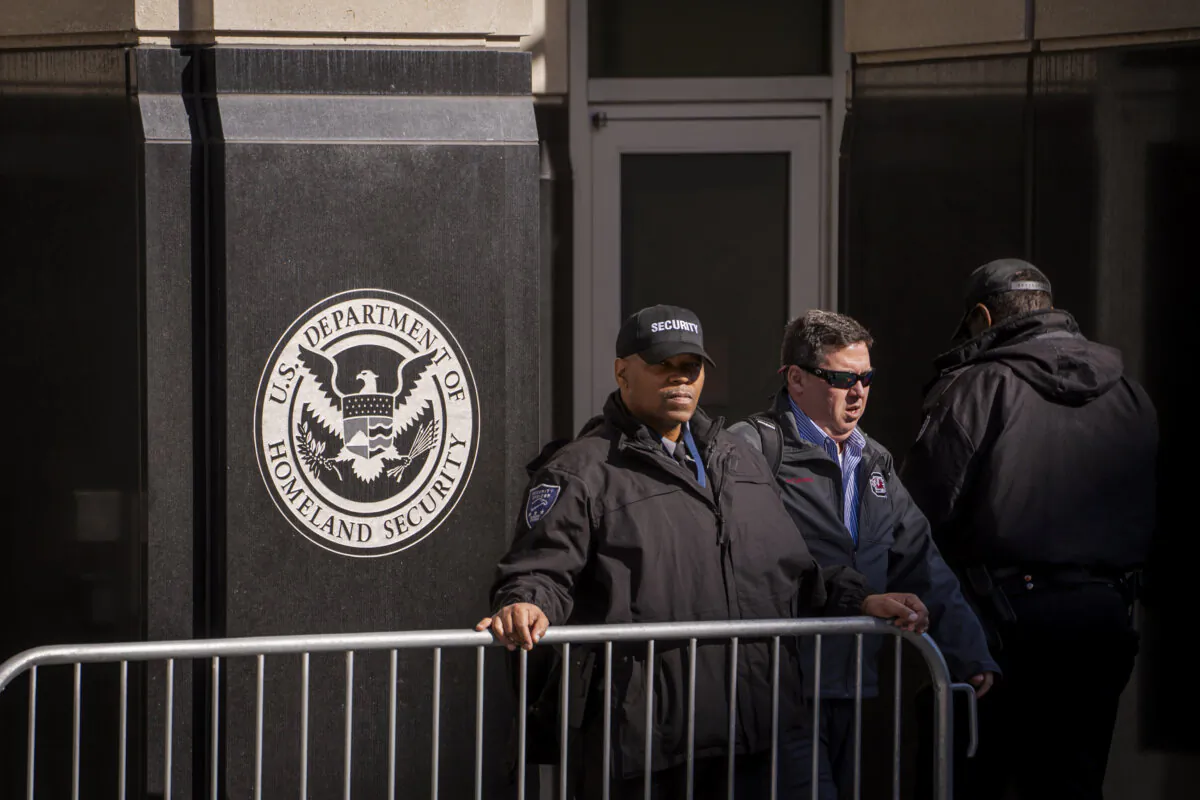 The U.S. Immigration and Customs Enforcement building in Washington on March 25, 2024. (Madalina Vasiliu/The Epoch Times)