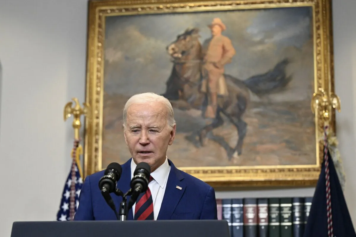 President Joe Biden addresses the Baltimore bridge collapse in the Roosevelt Room of the White House on March 26, 2024. (Pedro Ugarte/AFP via Getty Images)