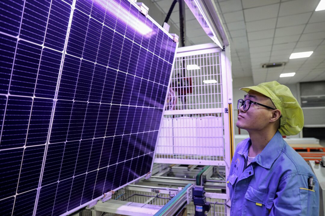 Biden Raises Solar Import Tariffs, Targeting CCP’s ‘Unfair Trade Practices’