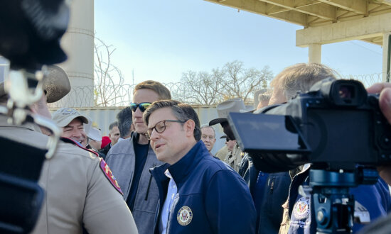 Speaker Johnson, Gov. Abbott Talk Border Security in Texas