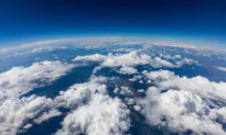 Have $500,000 Lying Around? Eat in a ‘SpaceBalloon’ Miles Above Earth