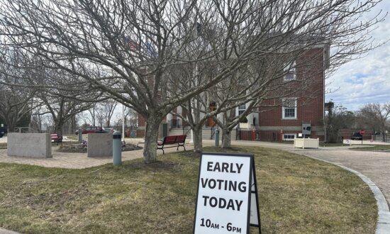 Connecticut Becomes One of the Last States to Allow Early Voting After Years of Debate