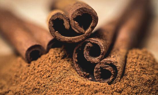 Cinnamon Derivative Boosts Hair Growth by 25 Percent