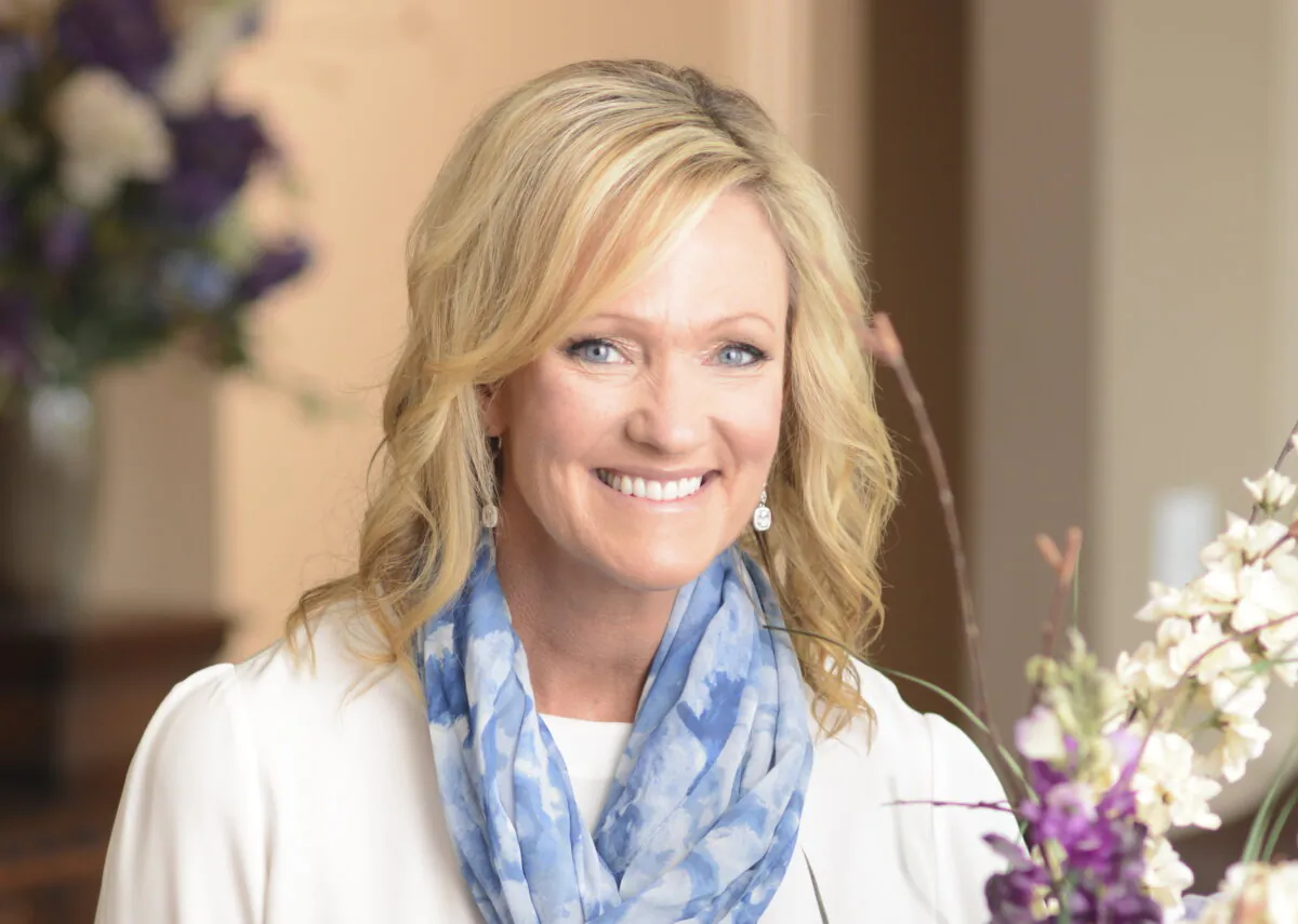 Best-selling author Karen Kingsbury. (Courtesy of Karen Kingsbury)