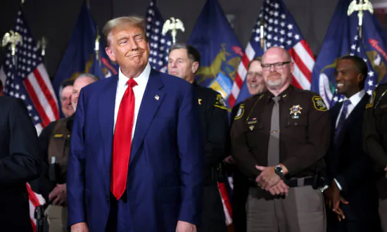 Trump Delivers Remarks on Biden’s ‘Border Bloodbath’ in Grand Rapids, Michigan
