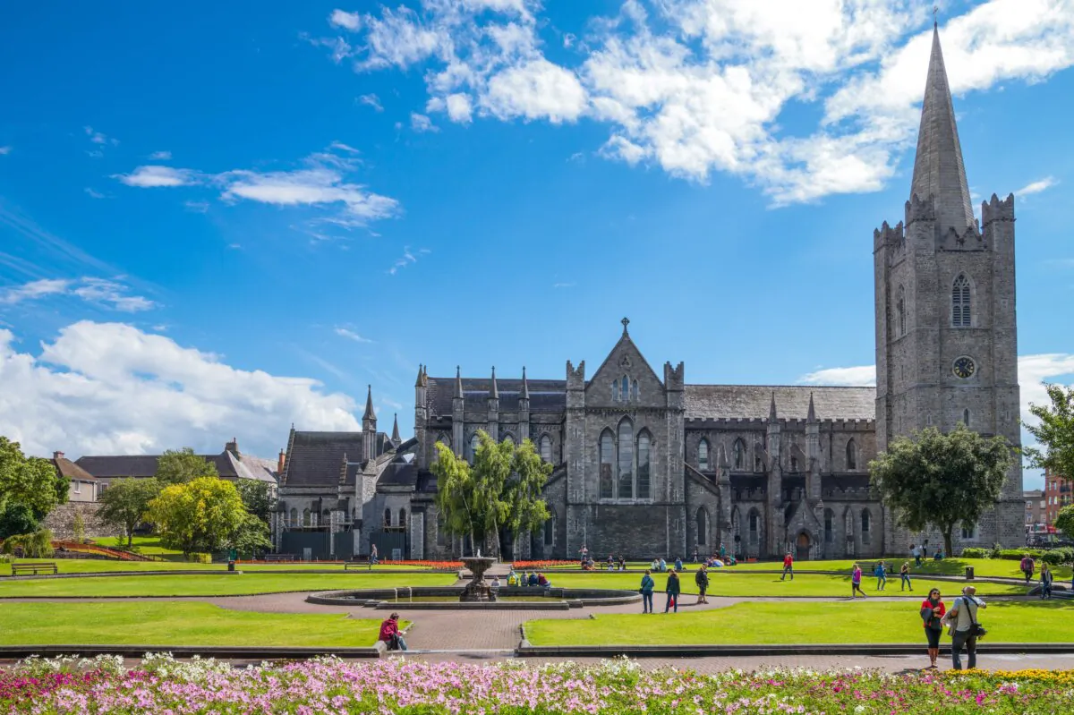 The current structure is made from local limestone and imported stone from Bristol, England. The church is in a cruciform design, with intricate stone carvings, flying buttresses, and a bell tower, and is based on Old Sarum Cathedral, near Salisbury, England. (Gimas/Shutterstock)