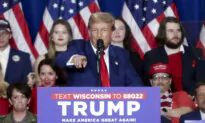 Trump Leads Biden in 6 Swing States: Poll