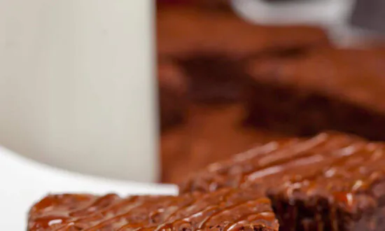 Dark Chocolate Brownies (With Salted Caramel)