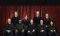 Trump Urges US Supreme Court to Decide Before His Sentencing Date