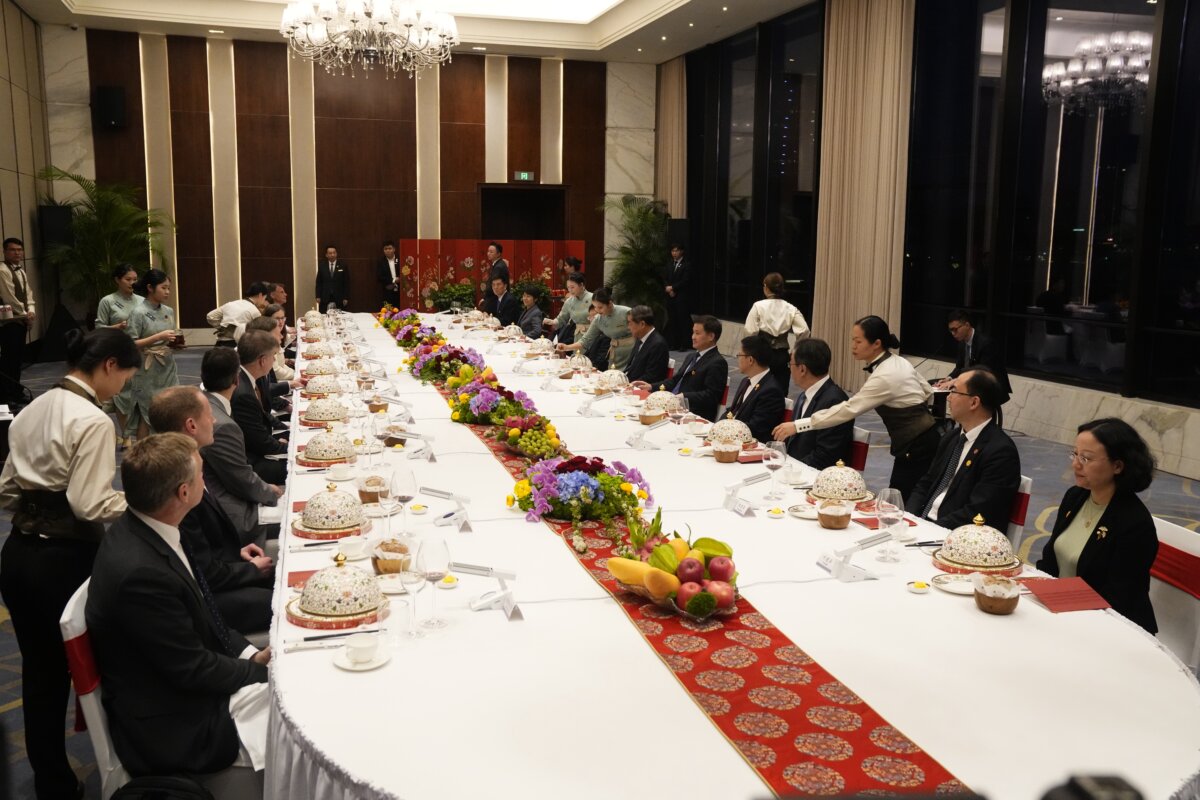 Epoch Times Photo