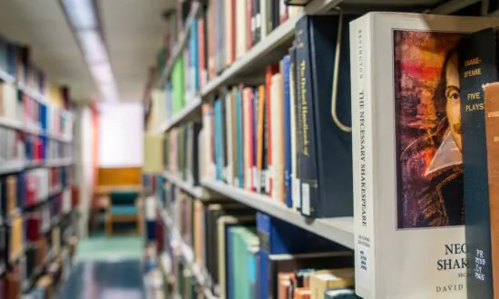 Texas Mom Facing Warrant Over Late Library Books