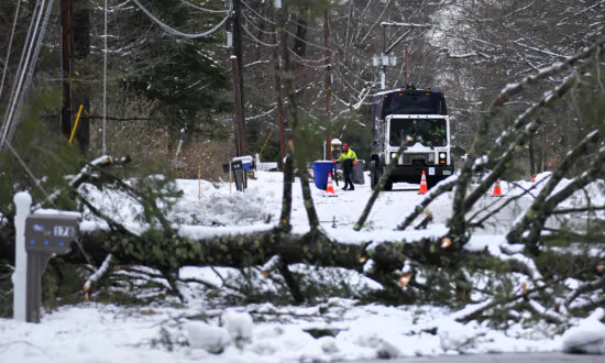 Tens of Thousands Still Without Power Following Powerful Nor’easter in New England