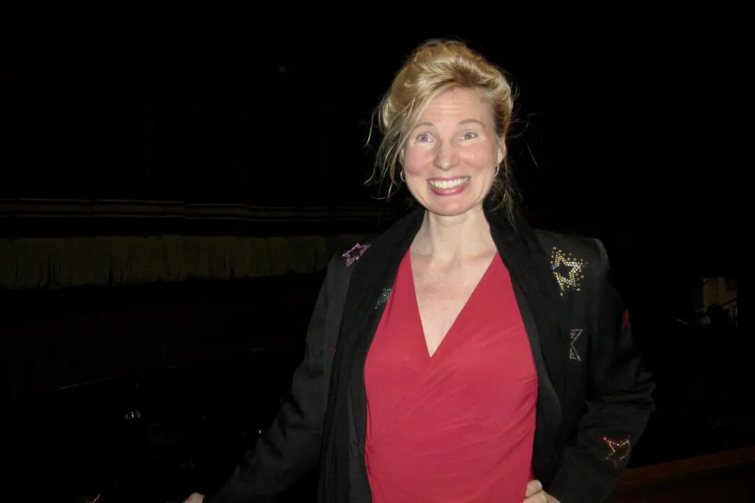 Jenne Lauren enjoyed Shen Yun at the Dolby Theatre in Hollywood, California, on April 6, 2024. (Michael Ye/The Epoch Times)