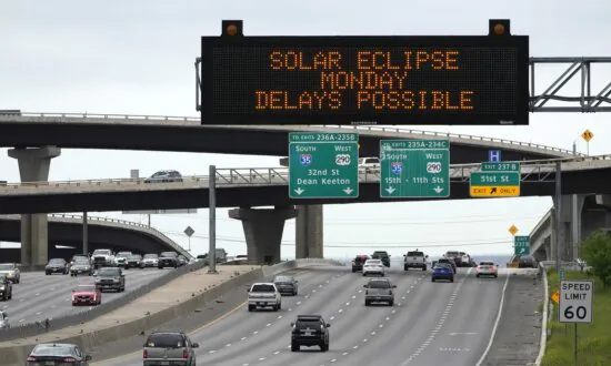 Traffic Warnings Issued Ahead of Total Solar Eclipse