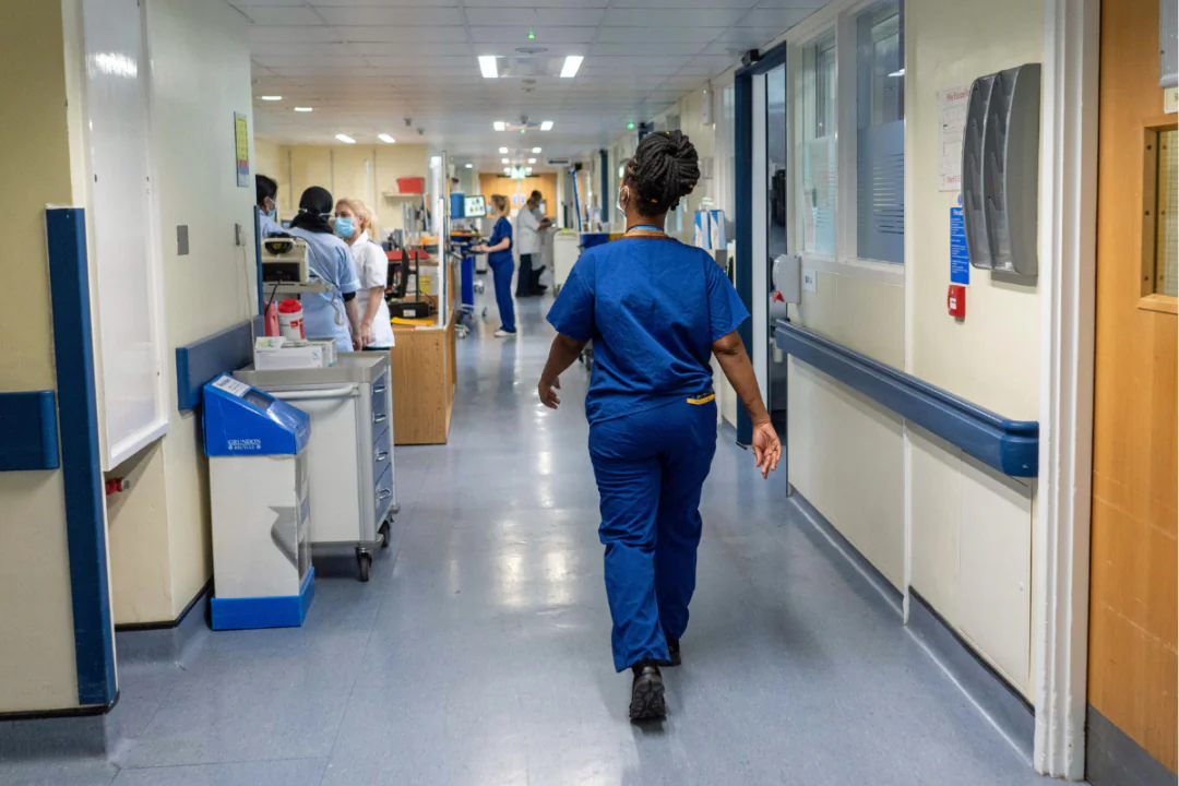 File photo of staff on a NHS hospital ward, on Jan. 18, 2023. (Jeff Moore/PA)