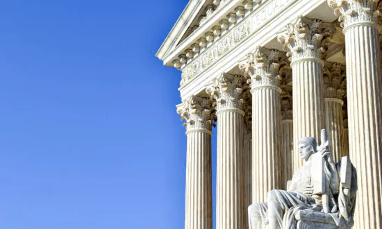 Democrats Urge Supreme Court to Uphold Ban on Punishing Homeless for Public Camping