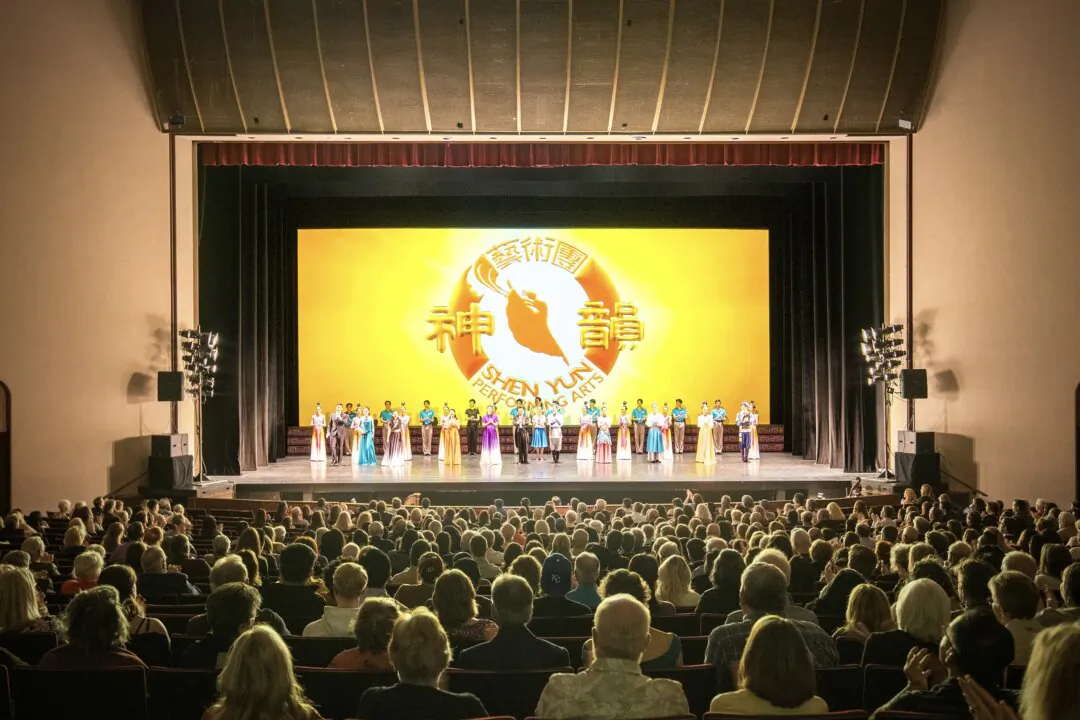 Shen Yun Performing Arts New World Company's curtain call at the Century II Performing Arts and Convention Center on April 7, 2024. (The Epoch Times)