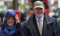 Alan Bates: Post Office Was Run by ‘Thugs in Suits’
