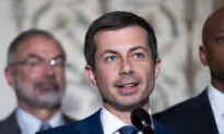 Buttigieg Defends New Airline Rules After CEOs Make Critical Comments