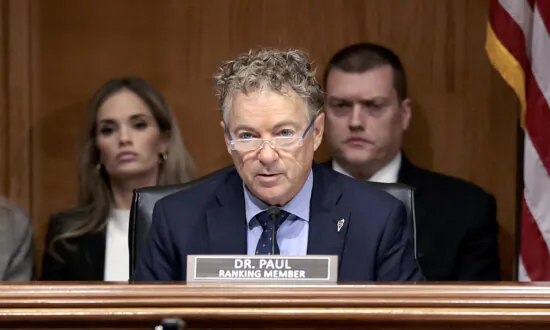 Speaker ‘Lost All His Principles’ on FISA Warrant Requirement: Sen. Rand Paul