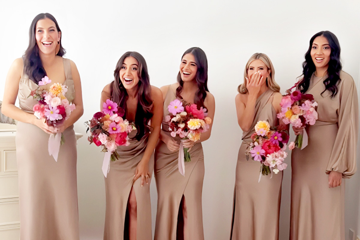 Bride Surprises Bridesmaids With a Handmade Wedding Dress That Took Her 6  Months to Make—Their Reaction Is Priceless | The Epoch Times