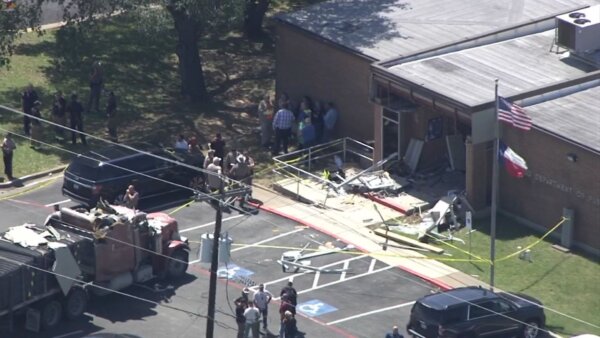 18-Wheeler Intentionally Crashes Into Government Building