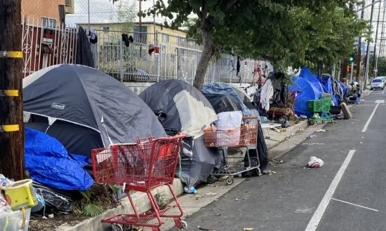 Supreme Court Considers If Cities Can Punish Homeless for Sleeping Outside
