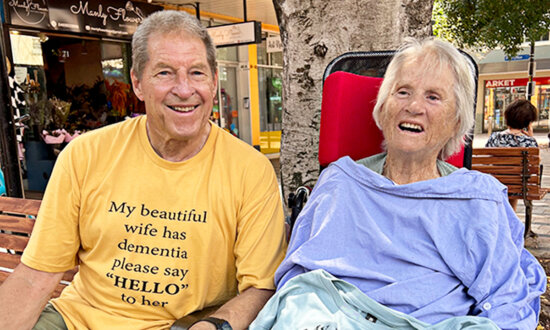 Husband Wants to Make the Most of 'Every Moment' With Wife Who Has Dementia, So He Does This