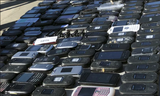 Prosecutors: South Carolina Prison Supervisor Took $219,000 in Bribes; Got 173 Cellphones to Inmates