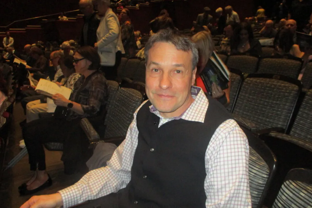 Clayton Anderson attended Shen Yun Performing Arts at Northern Alberta Jubilee Auditorium in Edmonton, Alta., on Apr. 13. (Caifeng Lin/The Epoch Times)