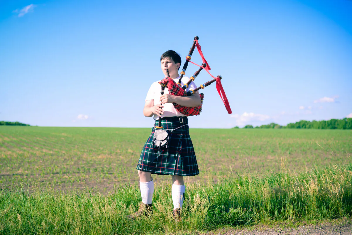 Bagpipes are an iconic symbol of Scotland and Ireland. (GRSI/Shutterstock)