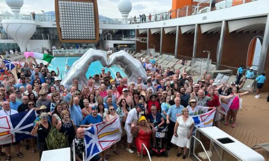 500 Newfoundlanders Wound up on the Same Cruise. They Had a Time.