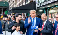 Trump Visits Harlem Bodega Where Clerk Stabbed Attacker in Self-Defense