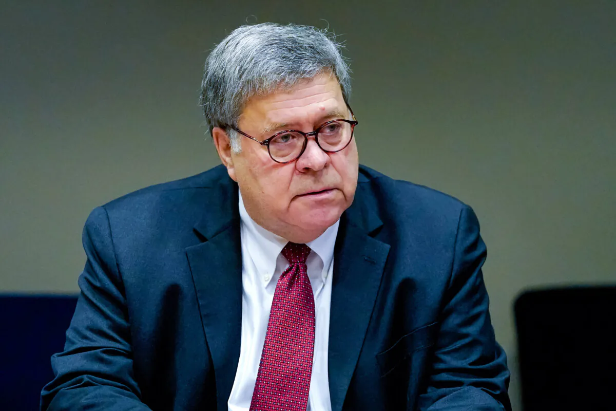 Then-U.S. Attorney General William Barr in St. Louis, Mo., on Oct. 15, 2020. (Jeff Roberson/Pool/Getty Images)