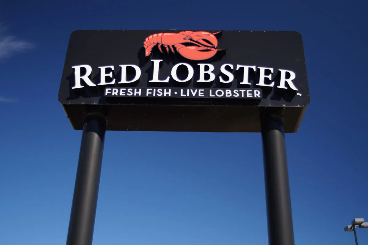 A Red Lobster restaurant sign in Edmonton, in a photo file. (Shutterstock/EdmontonMartin)