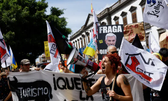 Thousands Protest in Spain’s Canary Islands Over Mass Tourism