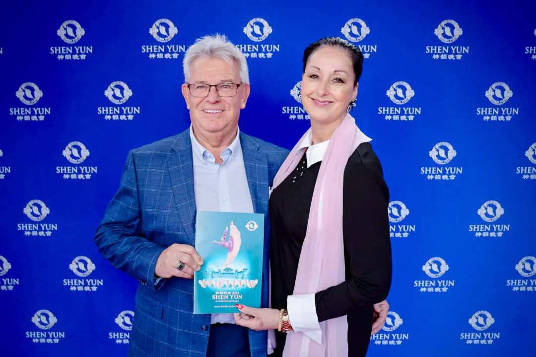 Jacques Dussault and Isabelle Sansoucy enjoyed Shen Yun's matinee at Théâtre Maisonneuve at Place des Arts in Montreal on April 21, 2024. (NTD)