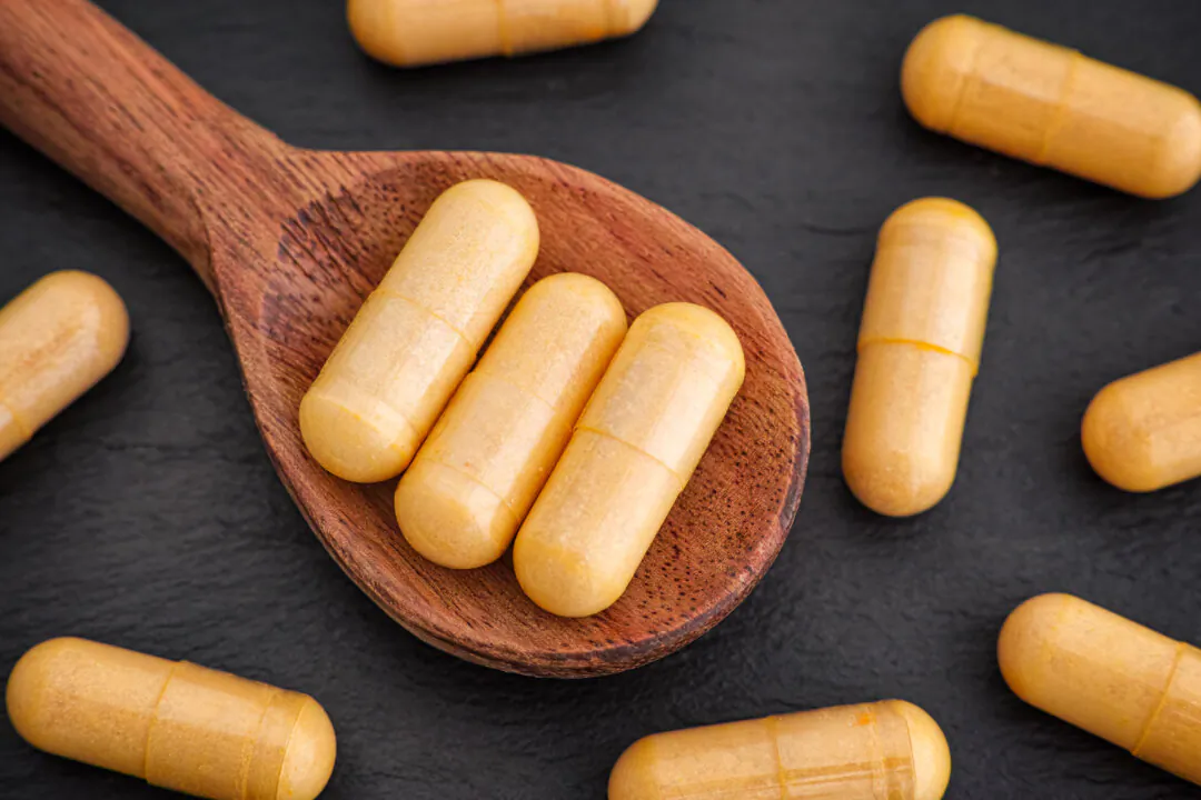 Boswellia Capsules (StepanPopov/Shutterstock)