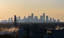 Texas Supreme Court Blocks $500 Guaranteed Income Payments in Harris County