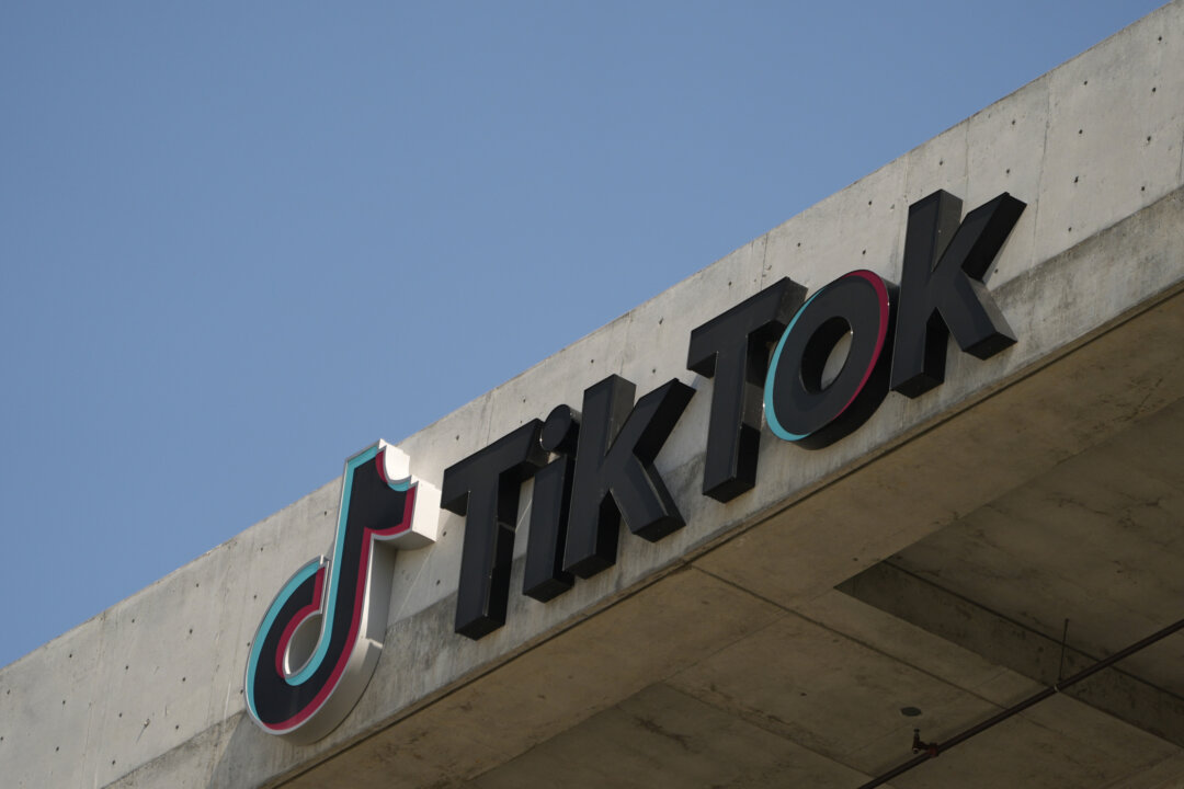 Trudeau Won’t Comment on Future of TikTok in US, Says Canadian Safety a Priority