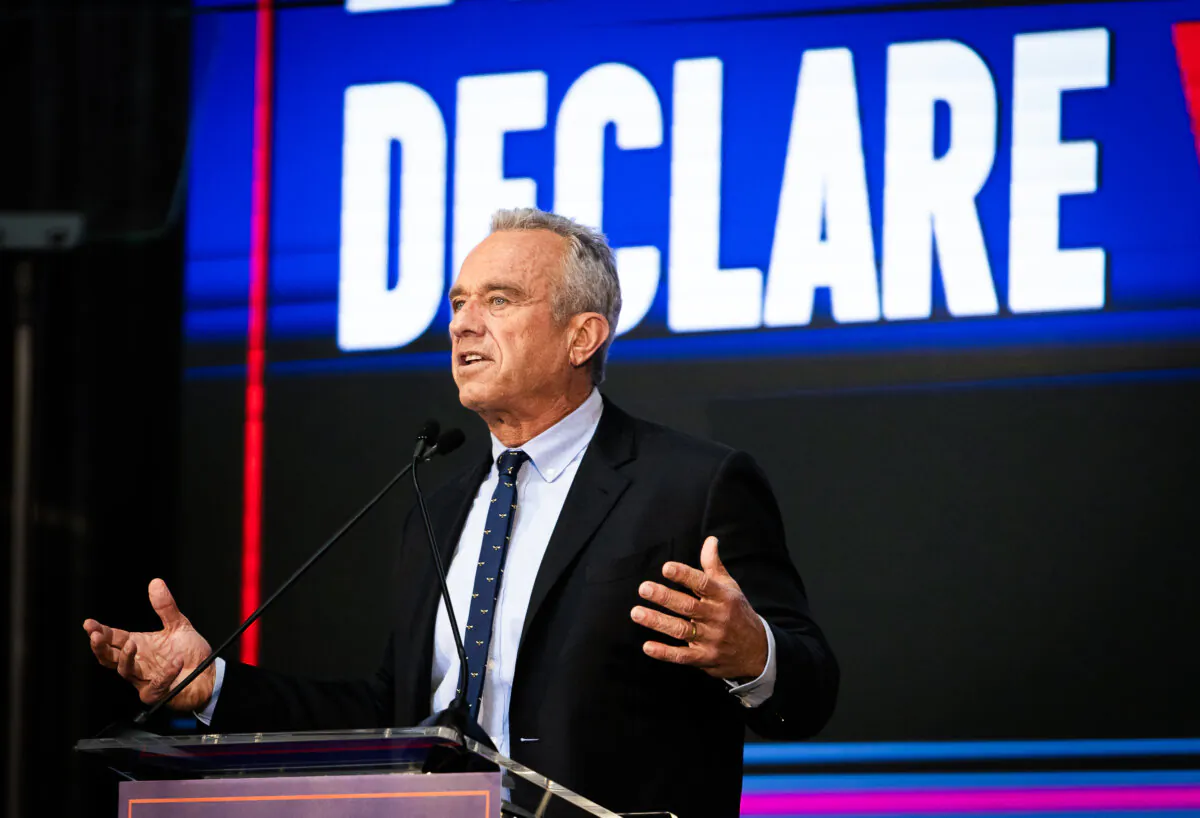 Robert F. Kennedy Jr. announces his pick for running mate Nicole Shanahan in Oakland, Calif., on March 26, 2024. (John Fredricks/The Epoch Times)