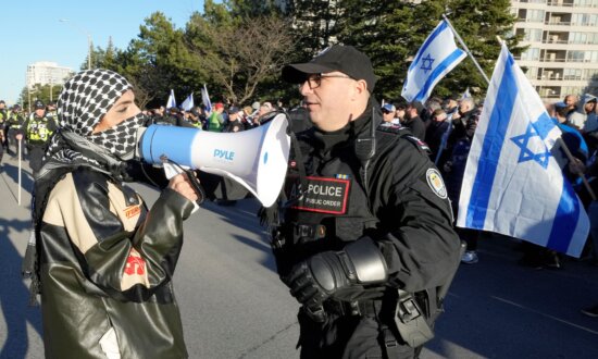 Giving Pro-Hamas Protesters a Pass While Condemning Poilievre for Attending Tax Protest a Gross Double Standard