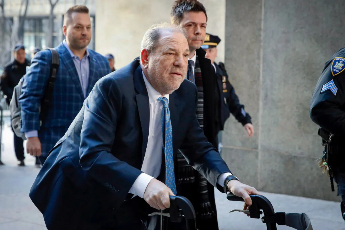 Harvey Weinstein arrives at a Manhattan courthouse as jury deliberations continue in his rape trial in New York, on Feb. 24, 2020. (John Minchillo/AP Photo)