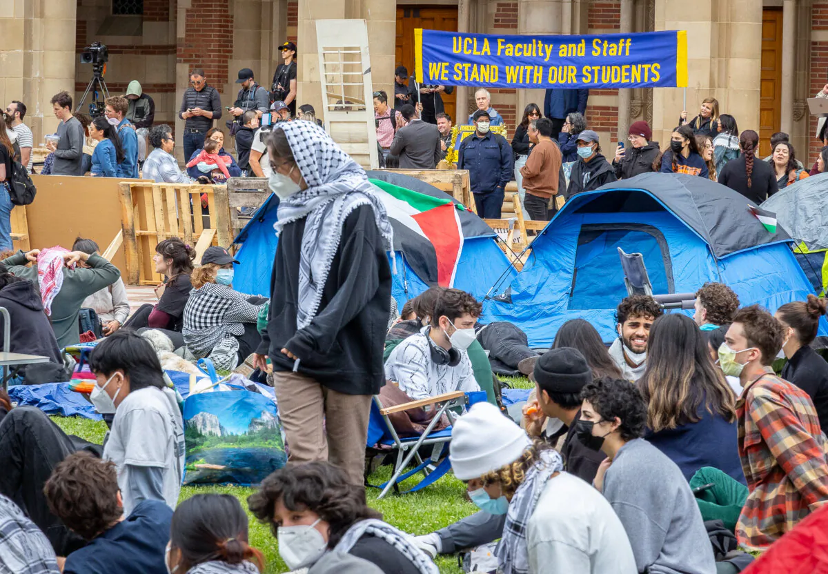 UCLA students protest the Israel-Hamas conflict in Los Angeles on April 25, 2024. (John Fredricks/The Epoch Times)