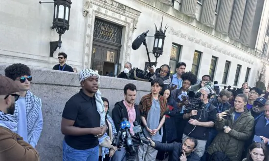 Speaker’s Visit and National Guard Threat Stir Tensions Among Pro-Palestinian   Protestors at Columbia University