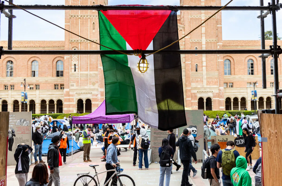 UCLA students protest the Israel-Hamas conflict, on the UCLA campus in Los Angeles on April 25, 2024. (John Fredricks/The Epoch Times)