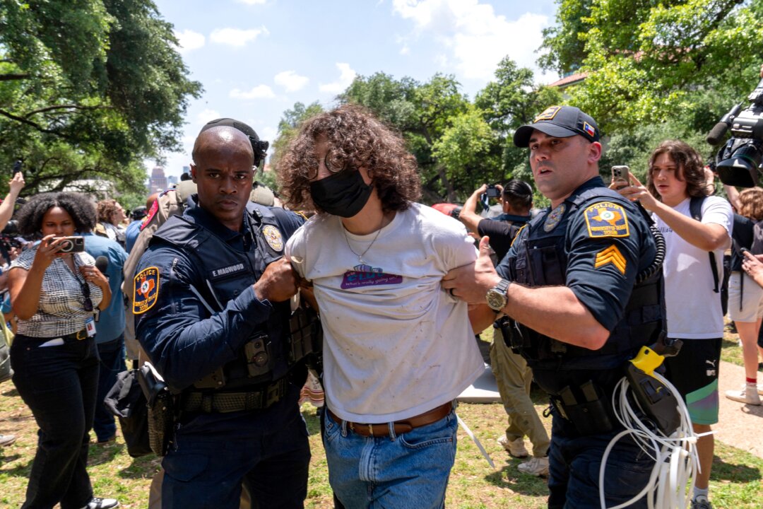UT Austin Students Sue Over Arrests, Disciplinary Action From Pro-Palestinian Protest